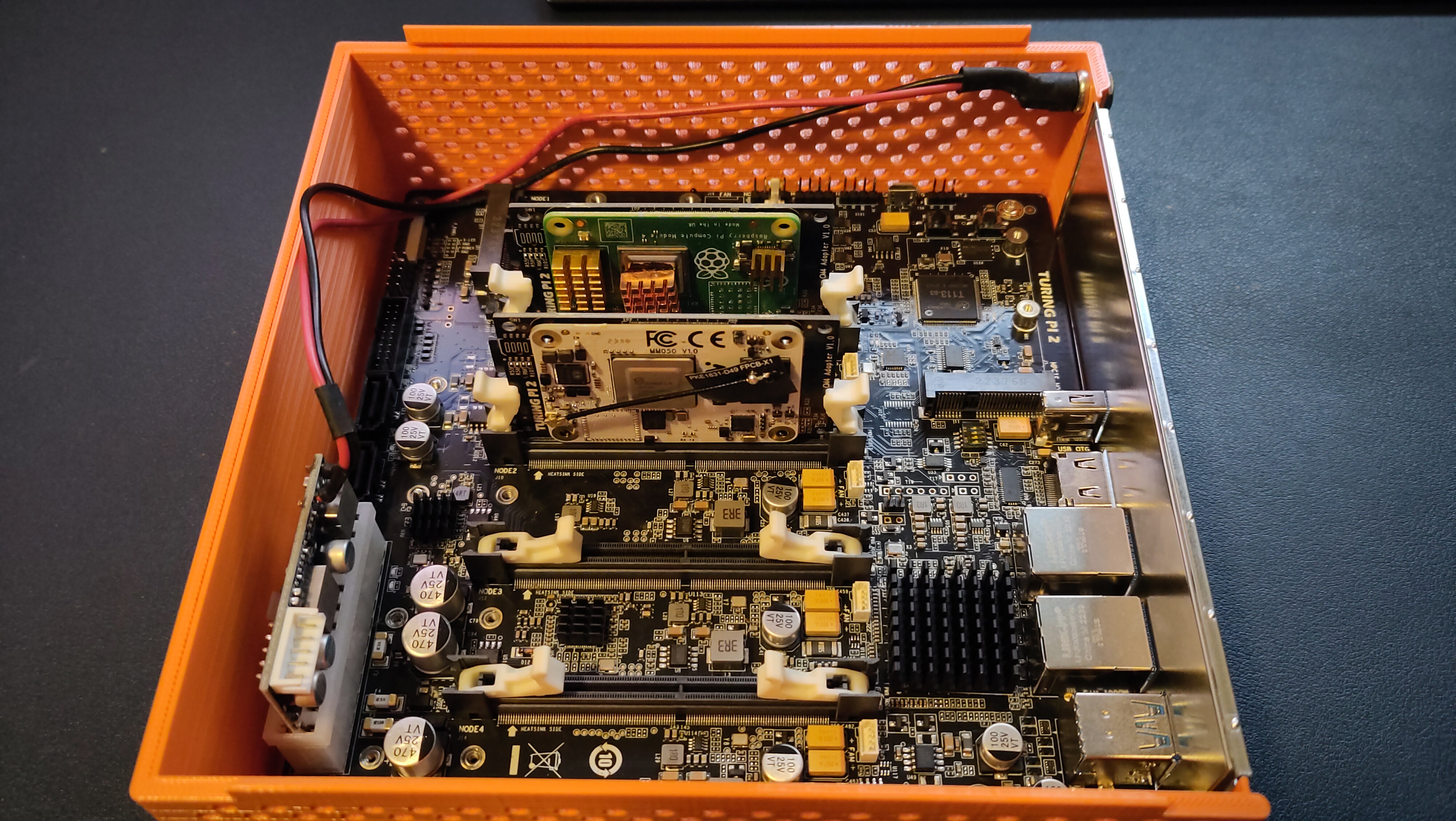Turing Pi Clusterboard with a CM4 and the Milk-V CM