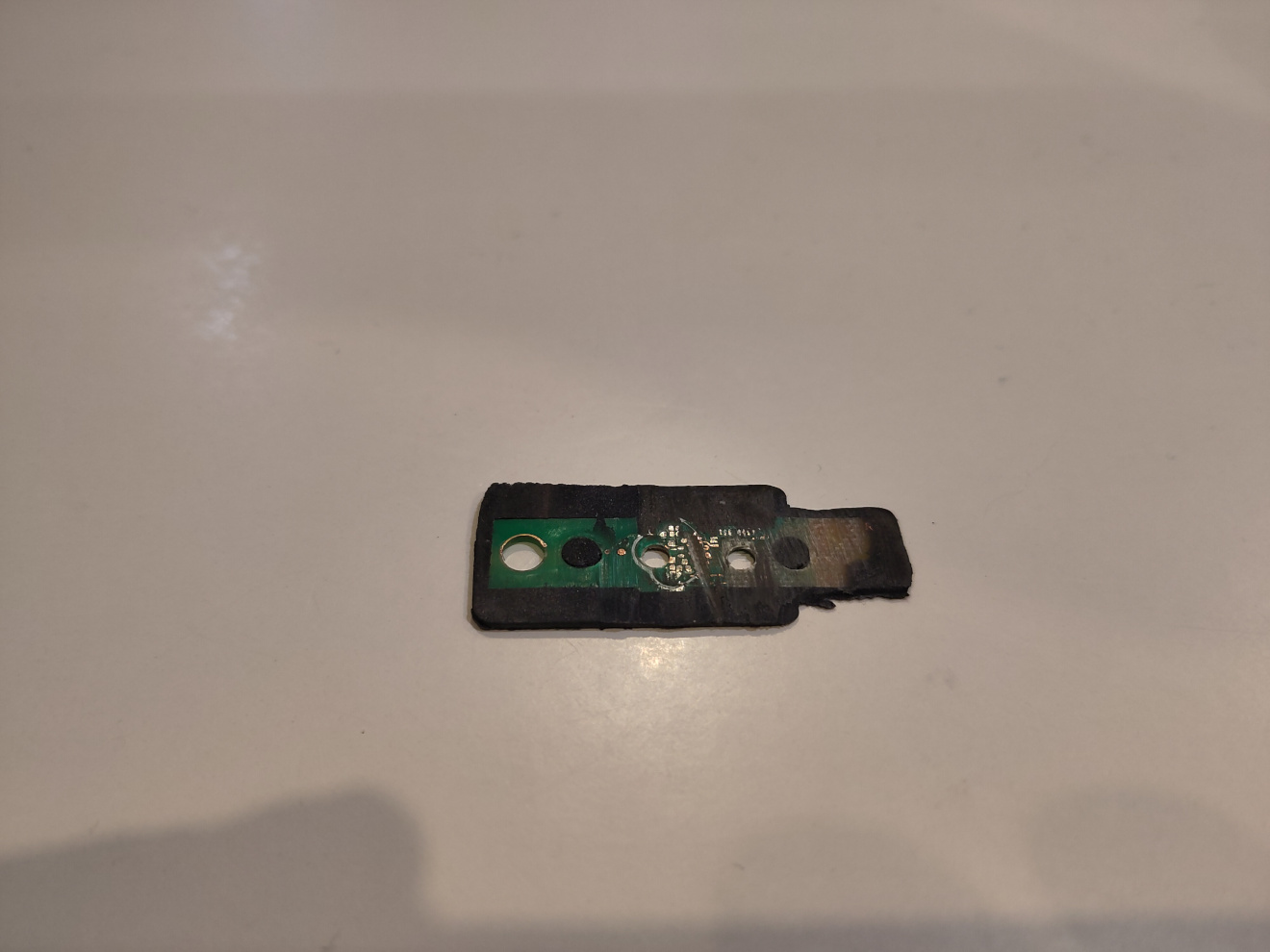 Backside of a grinded Yubikey